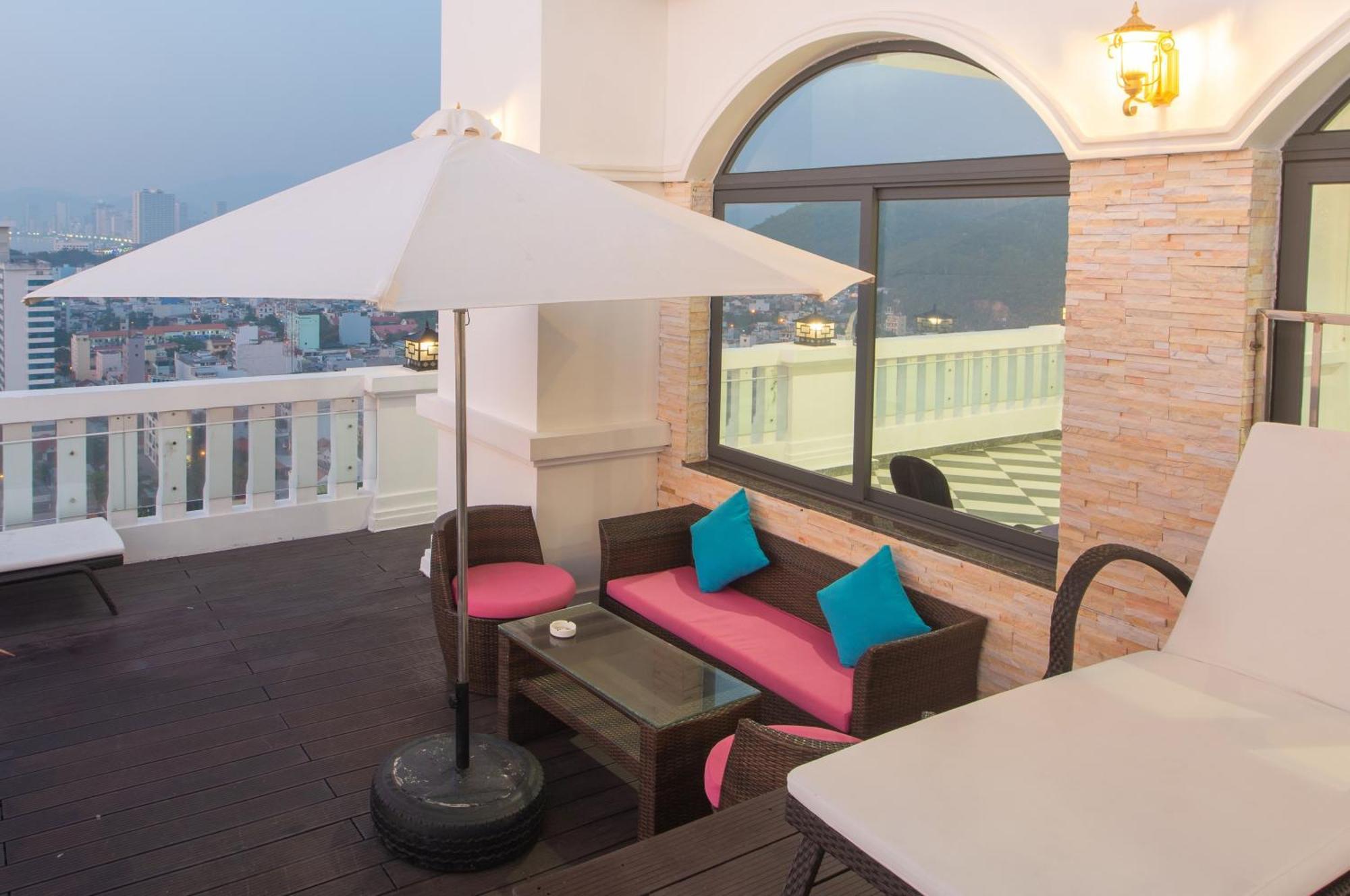 Daphovina Hotel نها ترانج المظهر الخارجي الصورة