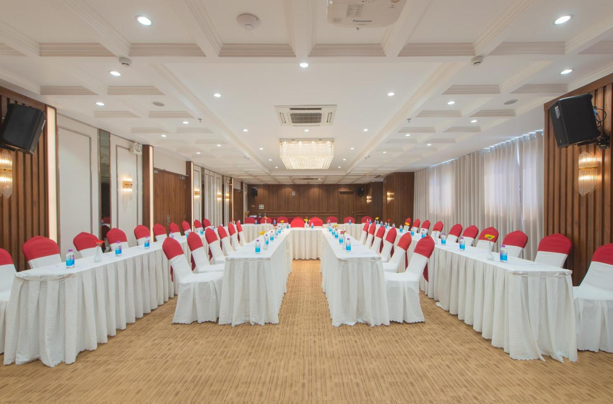Daphovina Hotel نها ترانج المظهر الخارجي الصورة