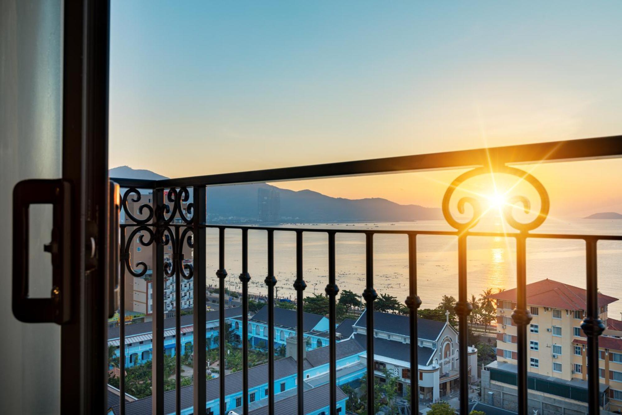 Daphovina Hotel نها ترانج المظهر الخارجي الصورة