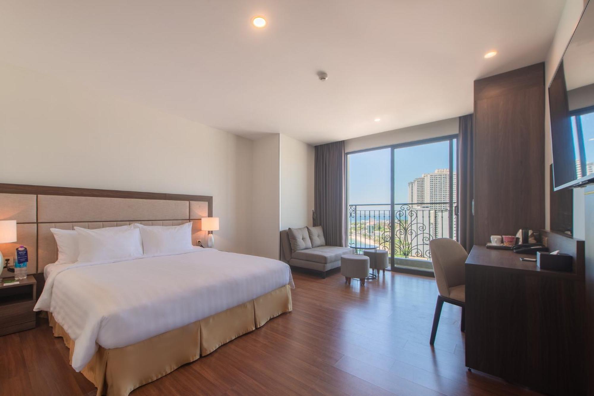 Daphovina Hotel نها ترانج المظهر الخارجي الصورة