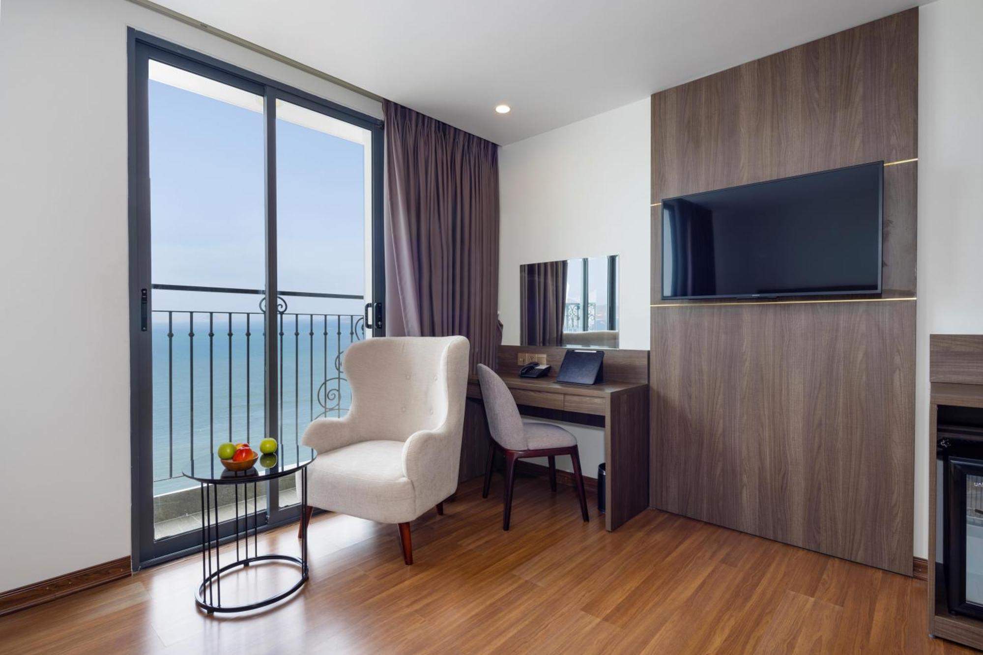 Daphovina Hotel نها ترانج المظهر الخارجي الصورة